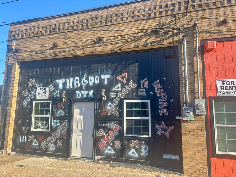 Elm Street Portfolio portfolio of 2 properties for sale on LoopNet.com - Building Photo - Image 2 of 5