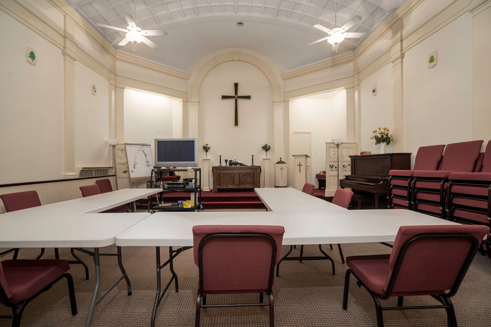 98 East Ave, Lockport, NY 14094 Office for Sale