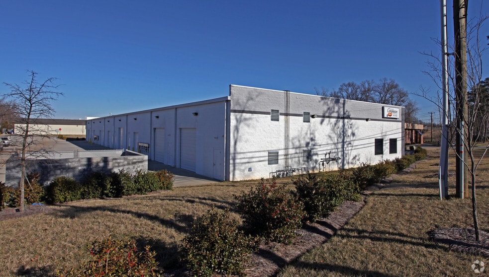3325 Carolina Ave, Charlotte, NC for lease - Building Photo - Image 2 of 6