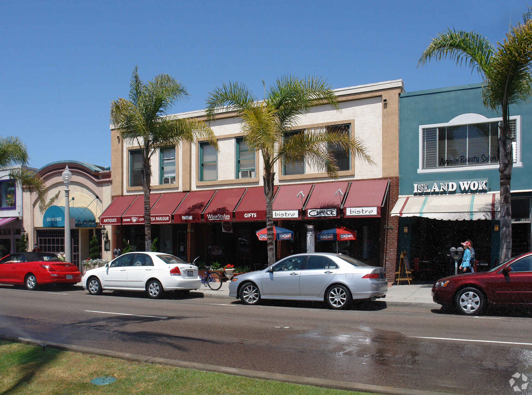 924-928 Orange Ave, Coronado, CA for lease Building Photo- Image 1 of 3