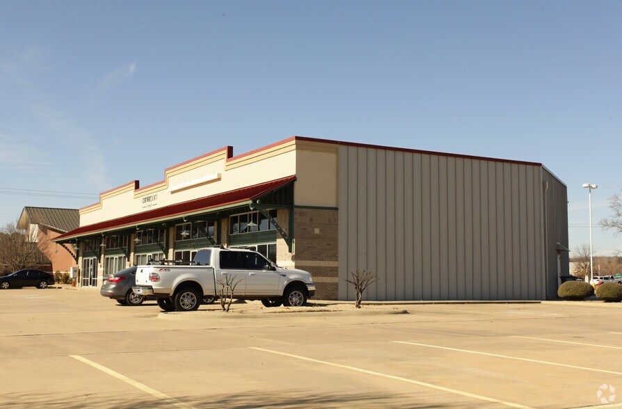 1010 Hogan Ln, Conway, AR for sale - Primary Photo - Image 1 of 1