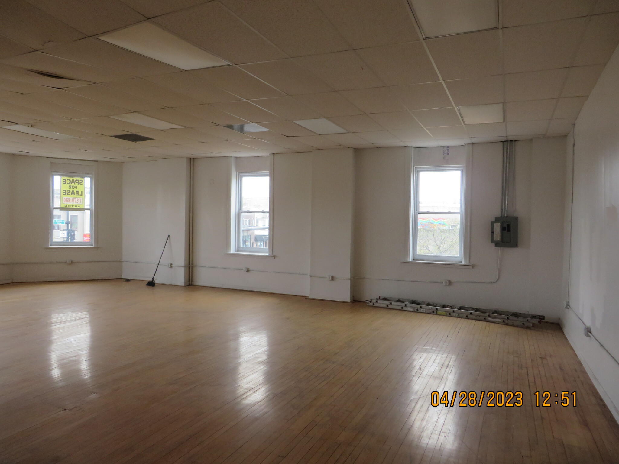 7000-7014 N Clark St, Chicago, IL for lease Building Photo- Image 1 of 1