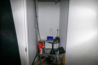 1205 Sheldon Cv, Austin, TX for lease Interior Photo- Image 2 of 71