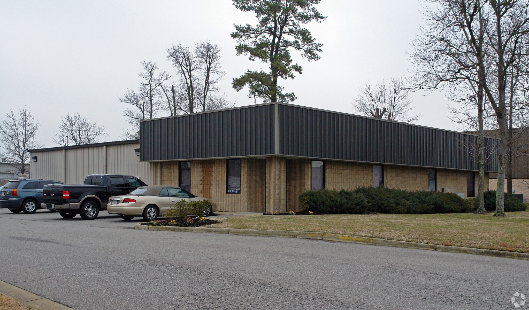 822 W Professional Pl, Chesapeake, VA for sale Primary Photo- Image 1 of 1