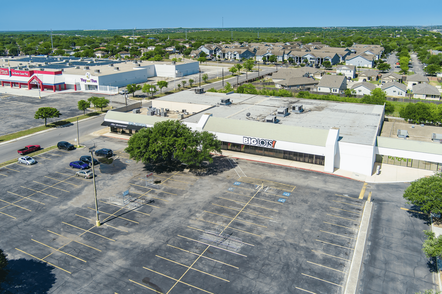 1739 SW Loop 410, San Antonio, TX for sale - Building Photo - Image 1 of 4