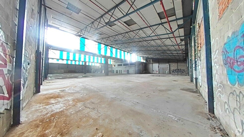 Industrial in Alcalá de Henares, Madrid for sale - Building Photo - Image 2 of 9