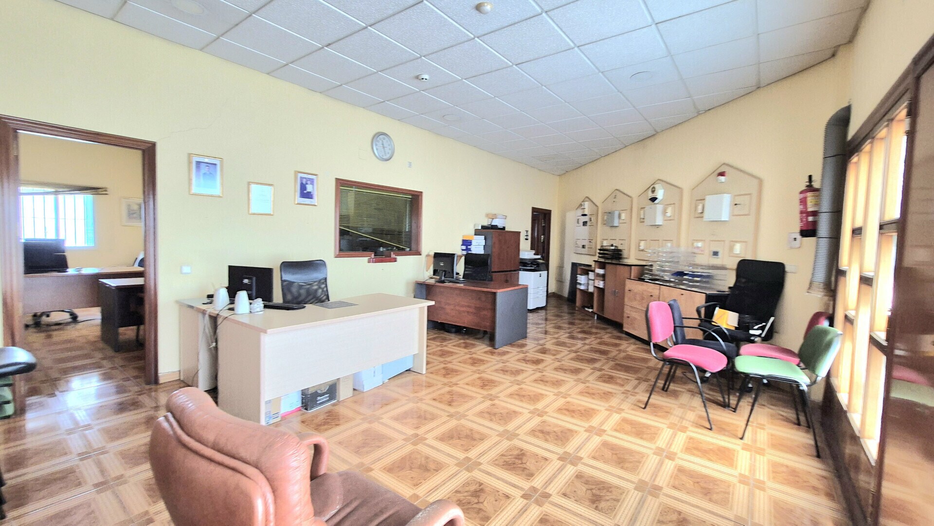 Retail in Marbella for sale Building Photo- Image 1 of 28