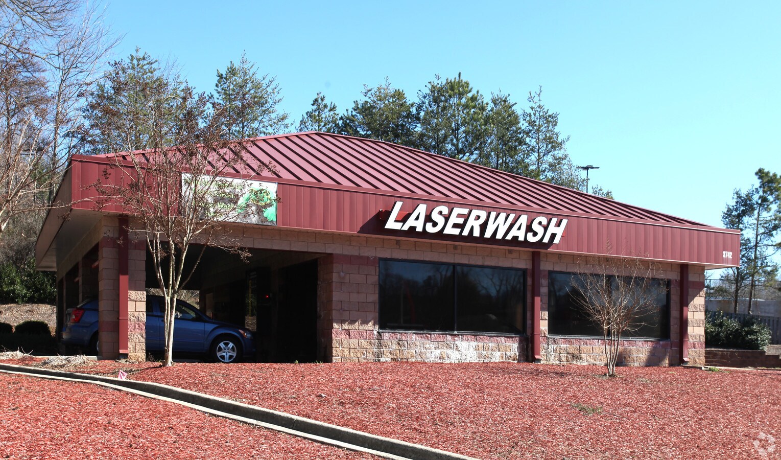 3742 Battleground Ave, Greensboro, NC 27410