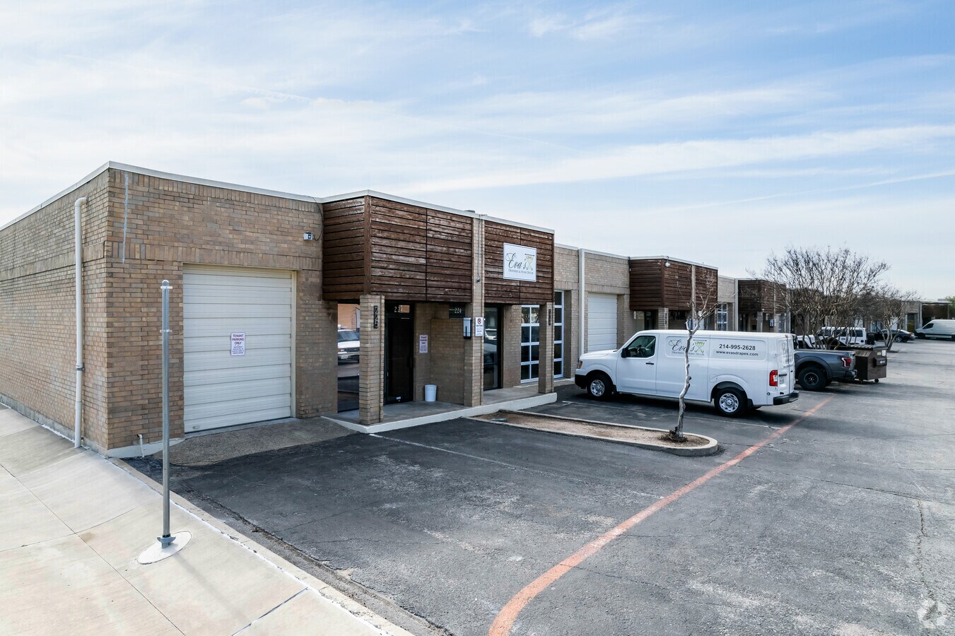 1350 Manufacturing St, Dallas, TX 75207