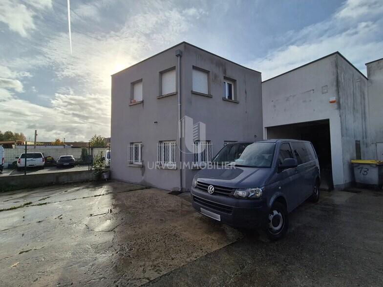 Industrial in Saint-Leu-la-Forêt for lease - Building Photo - Image 1 of 11