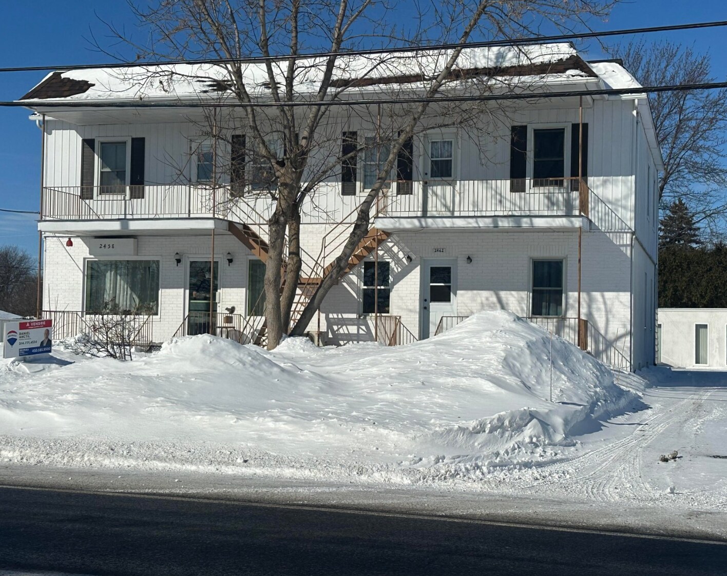 2464 Rte Marie-Victorin, Varennes, QC for sale Primary Photo- Image 1 of 1