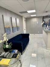 9400-9414 Brighton Way, Beverly Hills, CA for lease Interior Photo- Image 2 of 8