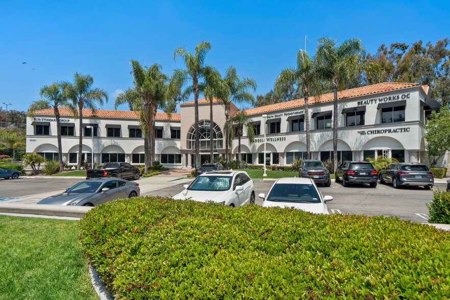 28281 Crown Valley Pky, Laguna Niguel, CA for lease - Building Photo - Image 1 of 11