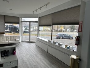 117-121 Gertrude Ave, Paramus, NJ for lease Interior Photo- Image 1 of 7