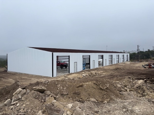 9204 Rod Rd, Austin, TX for sale - Building Photo - Image 1 of 8