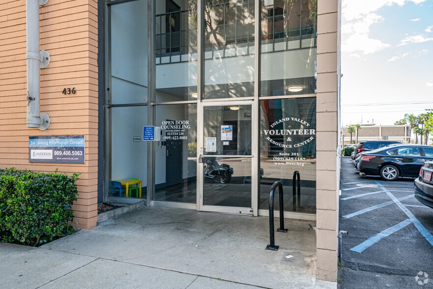 436 W 4th St, Pomona, CA for lease - Building Photo - Image 3 of 12