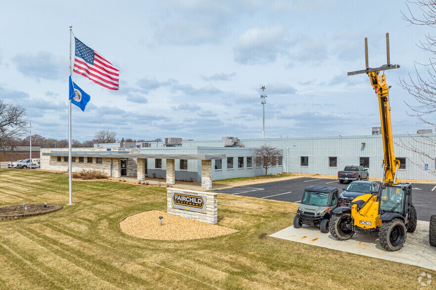 2000 W 94th St, Bloomington, MN for sale - Primary Photo - Image 1 of 1