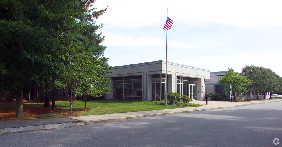 300 Foxborough Blvd, Foxboro, MA for lease - Building Photo - Image 1 of 10