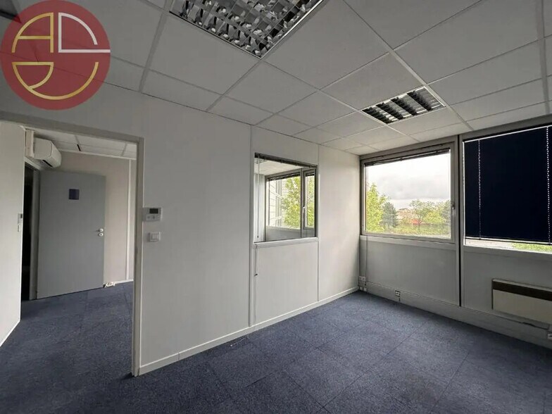 Office in Blagnac for sale - Interior Photo - Image 1 of 7