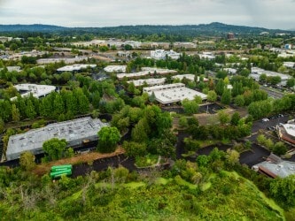 9800 SW Nimbus Ave, Beaverton, OR for lease - Building Photo - Image 2 of 4