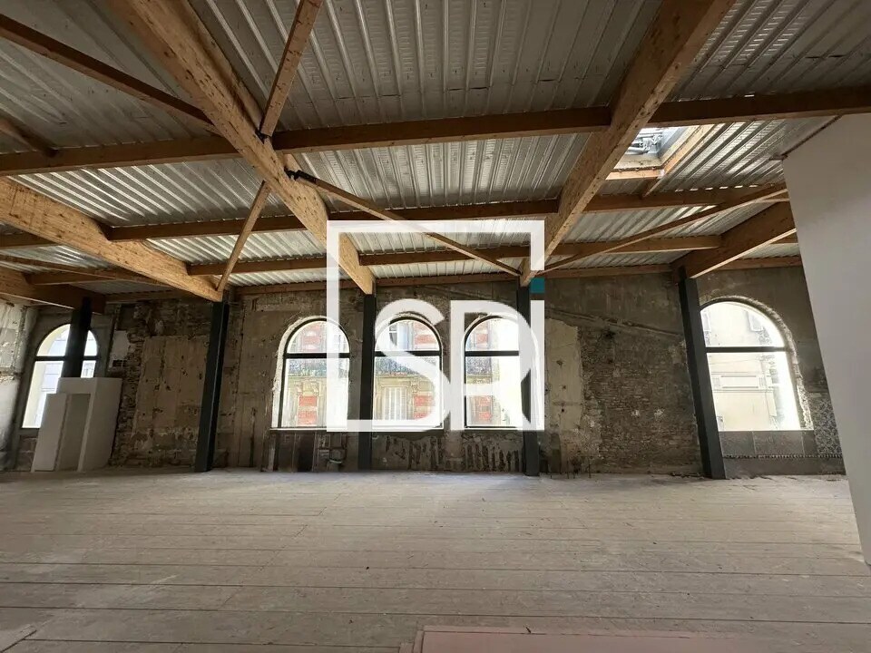 Office in Vichy for sale Building Photo- Image 1 of 11