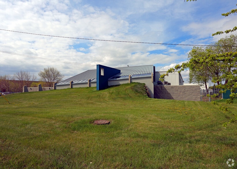 9304 39th Ave NW, Edmonton, AB for lease - Building Photo - Image 2 of 2