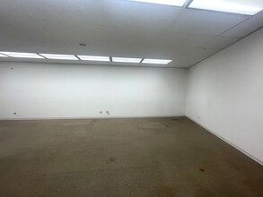 1860 Ala Moana Blvd, Honolulu, HI for lease Interior Photo- Image 1 of 2