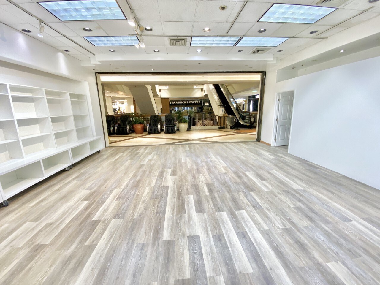 2250 Kalakaua Ave, Honolulu, HI 96815 Waikiki Shopping Plaza