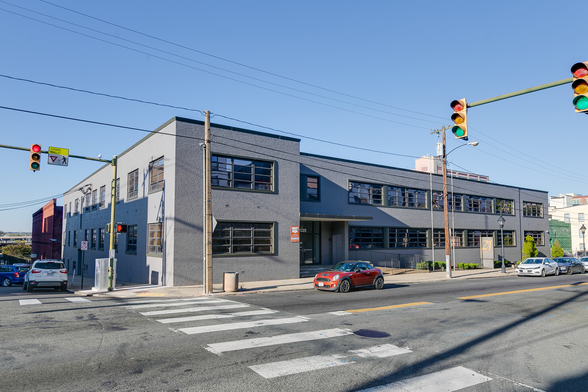 2025 E Main St, Richmond, VA for lease Building Photo- Image 1 of 39