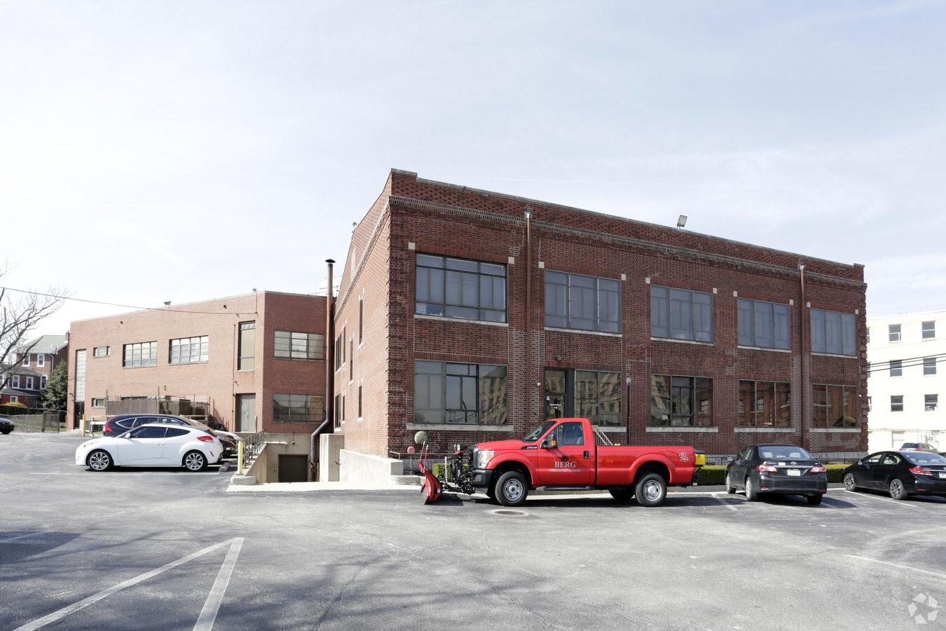 408 E 4th St, Bridgeport, PA 19405 Bridgeport Plaza