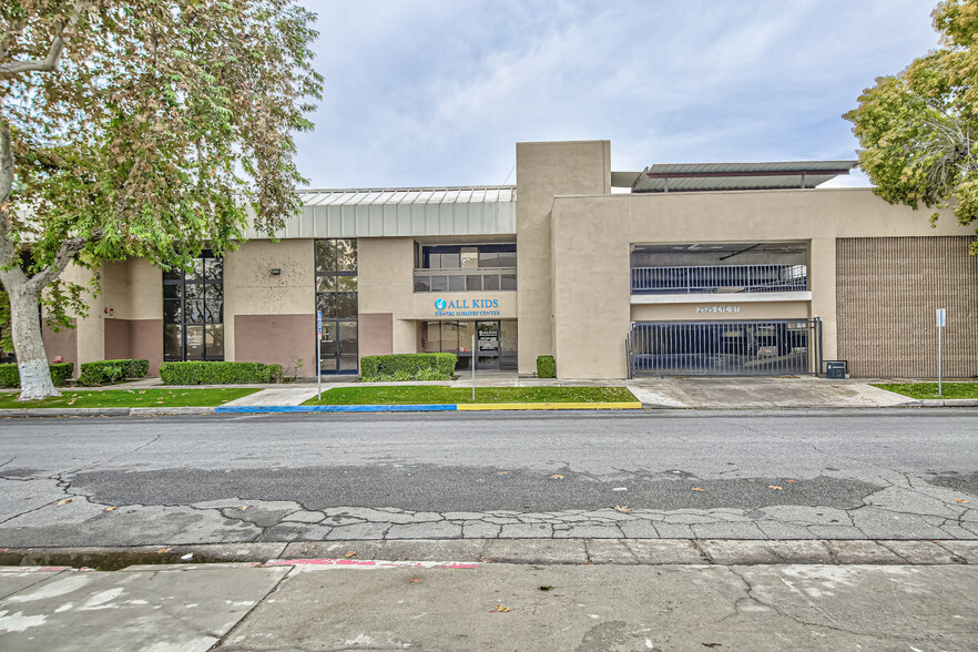 2525 Eye St, Bakersfield, Ca 93301 - Eye Street Medical Plaza 