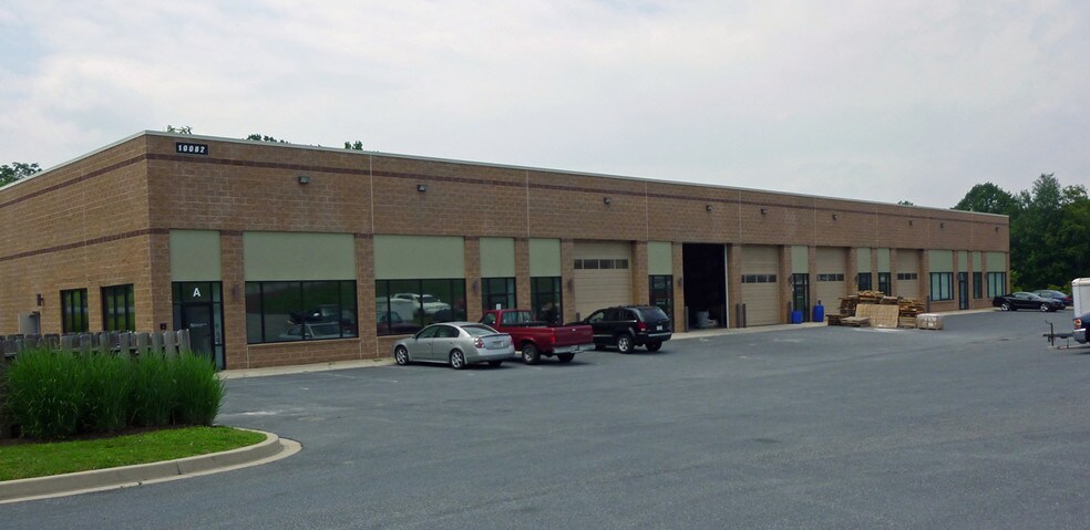 10082 Tyler Pl, Ijamsville, MD for lease - Building Photo - Image 3 of 4