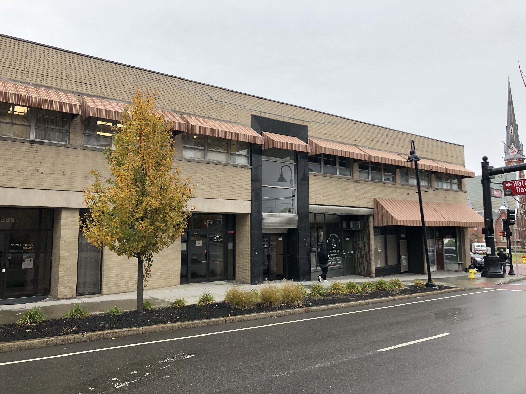 271285 Main St, Fitchburg, MA 01420