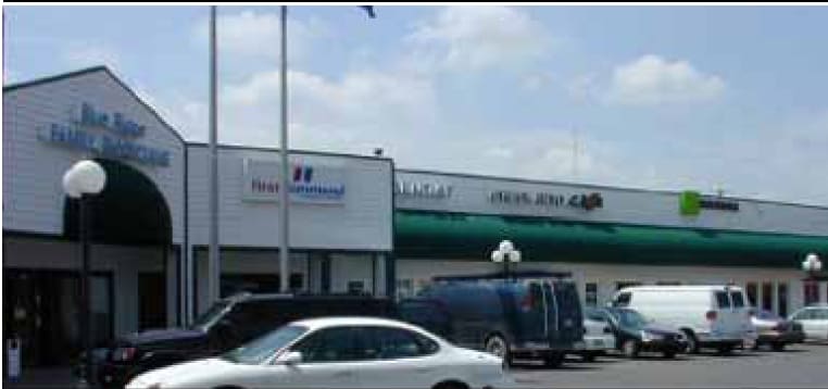 12121 Blue Ridge Blvd, Grandview, MO for lease - Primary Photo - Image 1 of 10