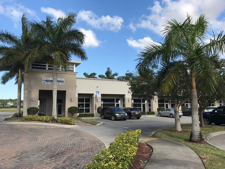 8765 SW 165th Ave, Miami, FL for lease - Building Photo - Image 1 of 10