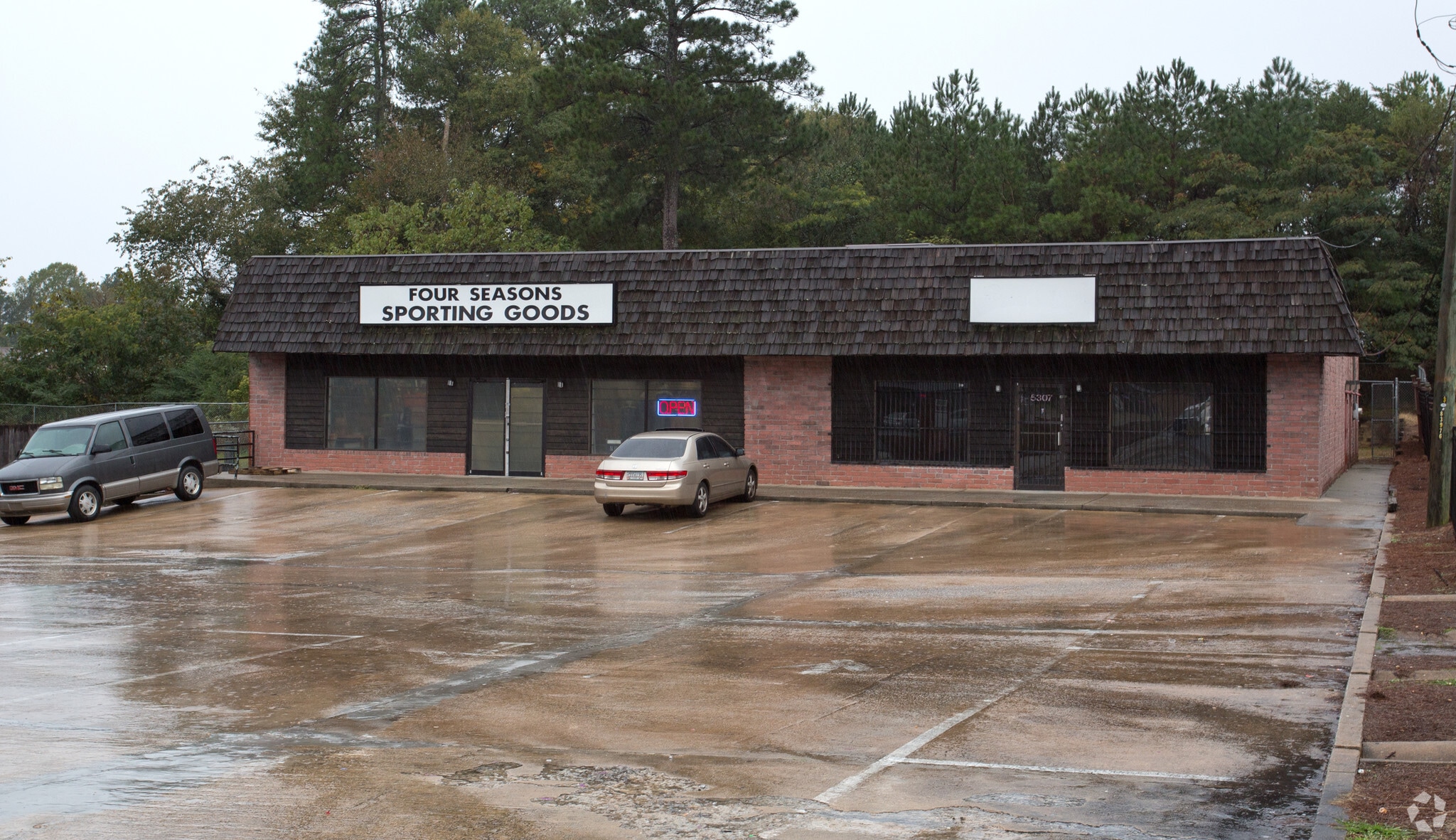 5307-5309 Old National Hwy, Atlanta, GA for sale Primary Photo- Image 1 of 1