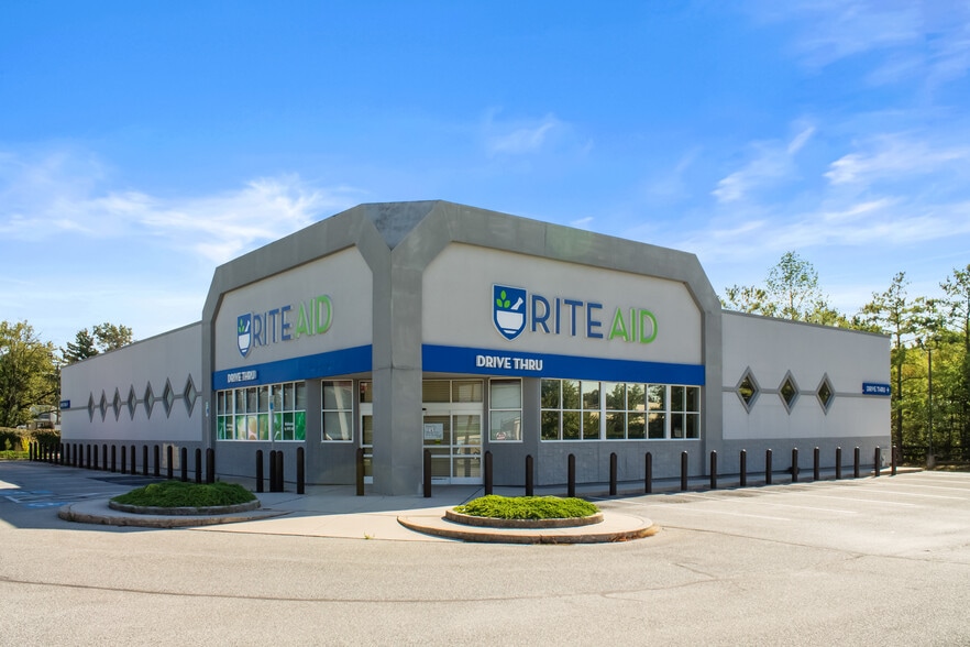 5675 York Rd, New Oxford, PA for sale - Primary Photo - Image 1 of 7