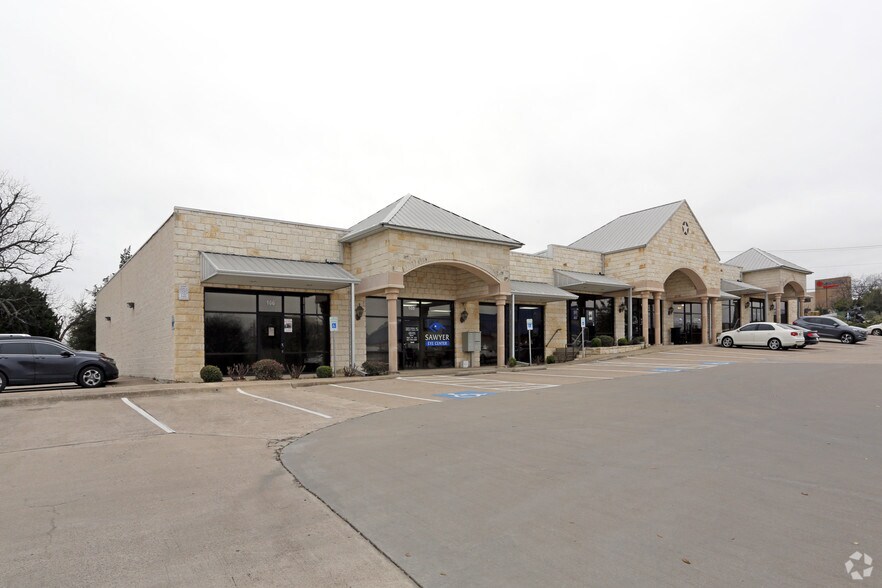 925 Santa Fe Dr, Weatherford, TX for sale - Primary Photo - Image 1 of 1