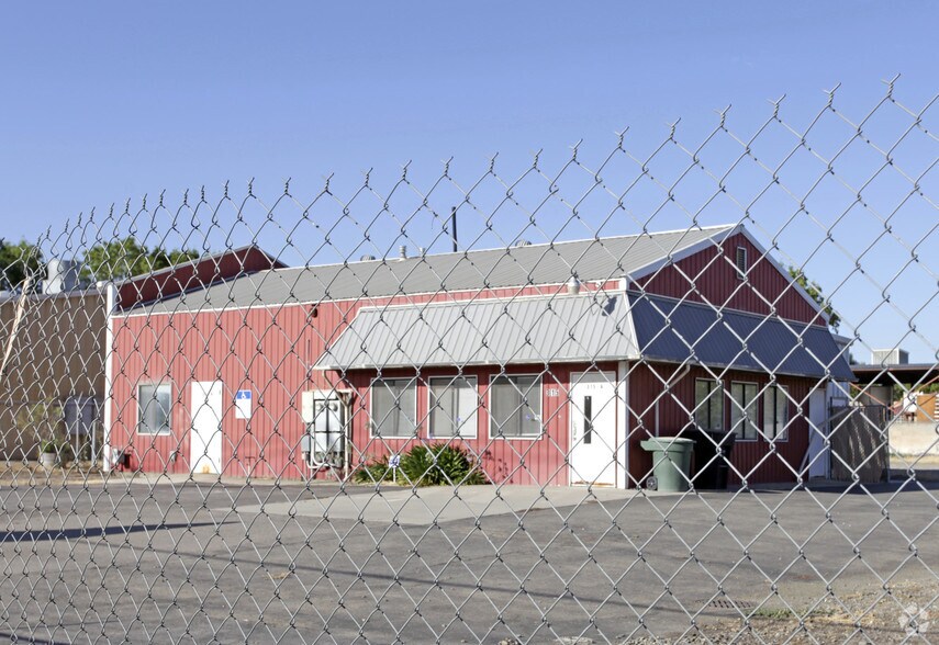 315 S 1st St, Patterson, CA for sale - Primary Photo - Image 1 of 1