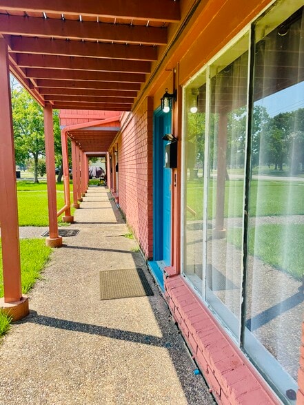 2816 Lafferty Rd, Pasadena, TX for sale - Building Photo - Image 2 of 9