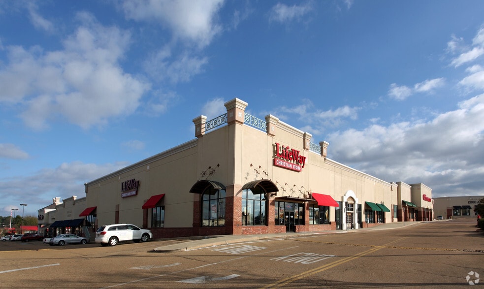 1041-1051 E County Line Rd, Jackson, MS for lease - Building Photo - Image 2 of 5