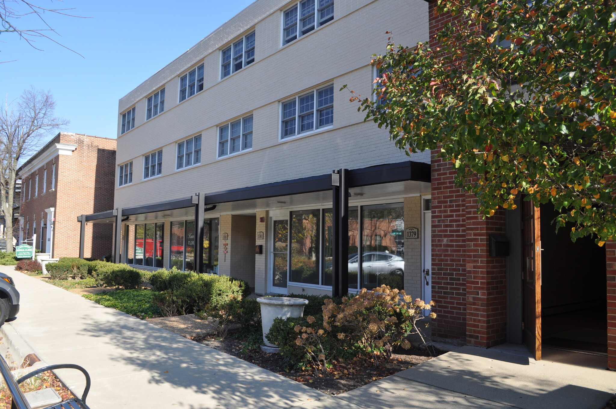 1379-1385 N Western Ave, Lake Forest, IL for sale Building Photo- Image 1 of 1