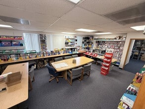 6745 SW Hampton St, Portland, OR for lease Interior Photo- Image 2 of 4