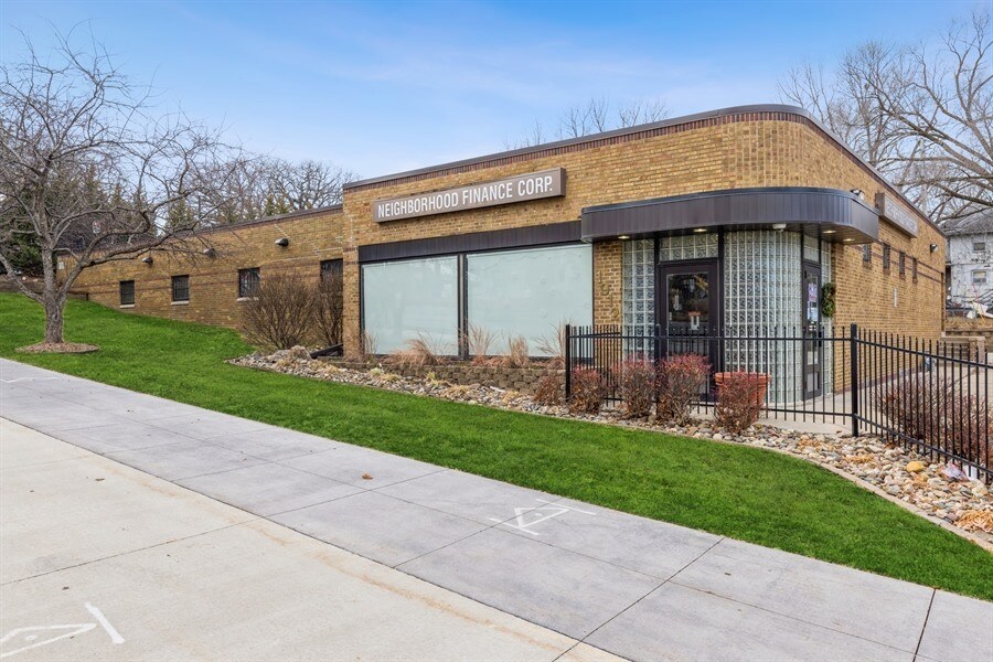 1912 6th Ave, Des Moines, IA for sale Building Photo- Image 1 of 1
