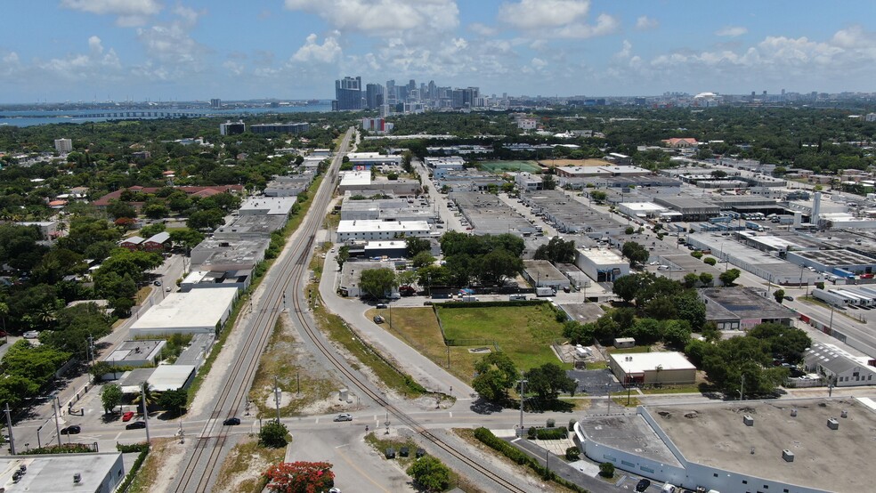 390 NE 71st St, Miami, FL for sale - Aerial - Image 1 of 1