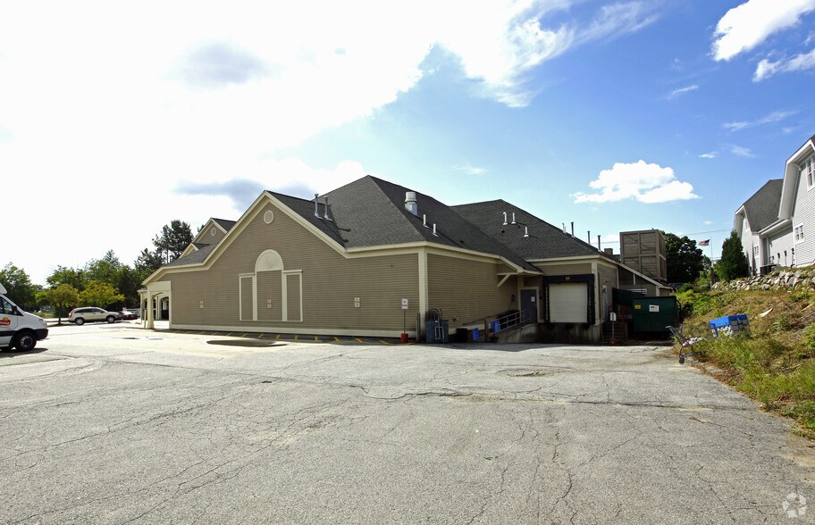 2 Market Pl, Hollis, NH 03049 Retail for Lease