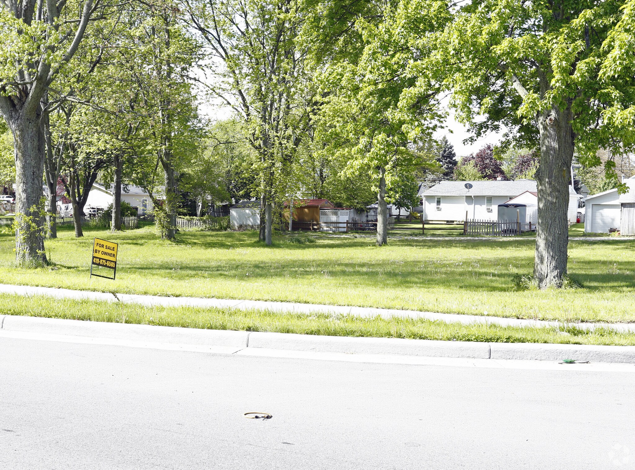 1081 N Scott St, Napoleon, OH for sale Primary Photo- Image 1 of 1