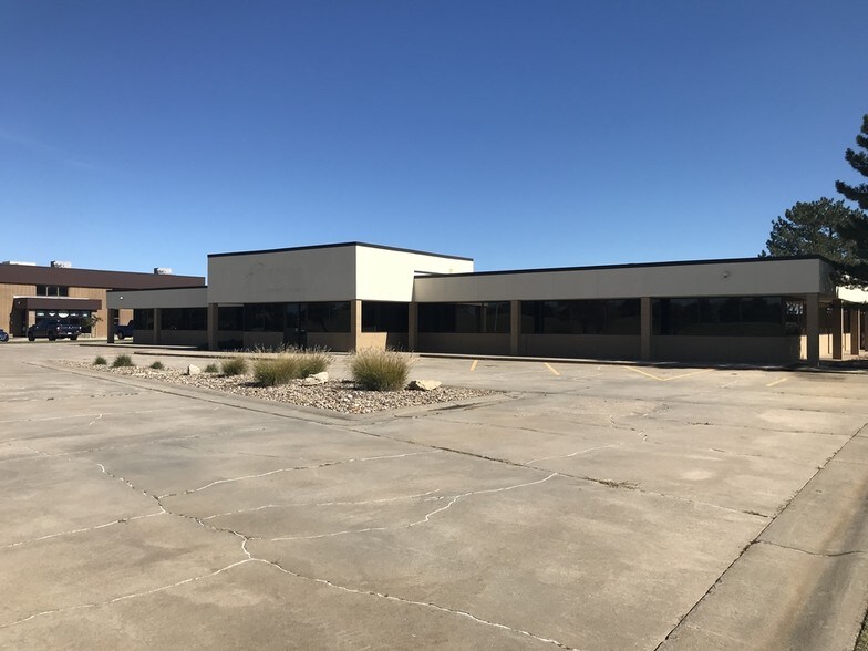 1995 S Midfield Rd, Wichita, KS for sale - Building Photo - Image 1 of 1