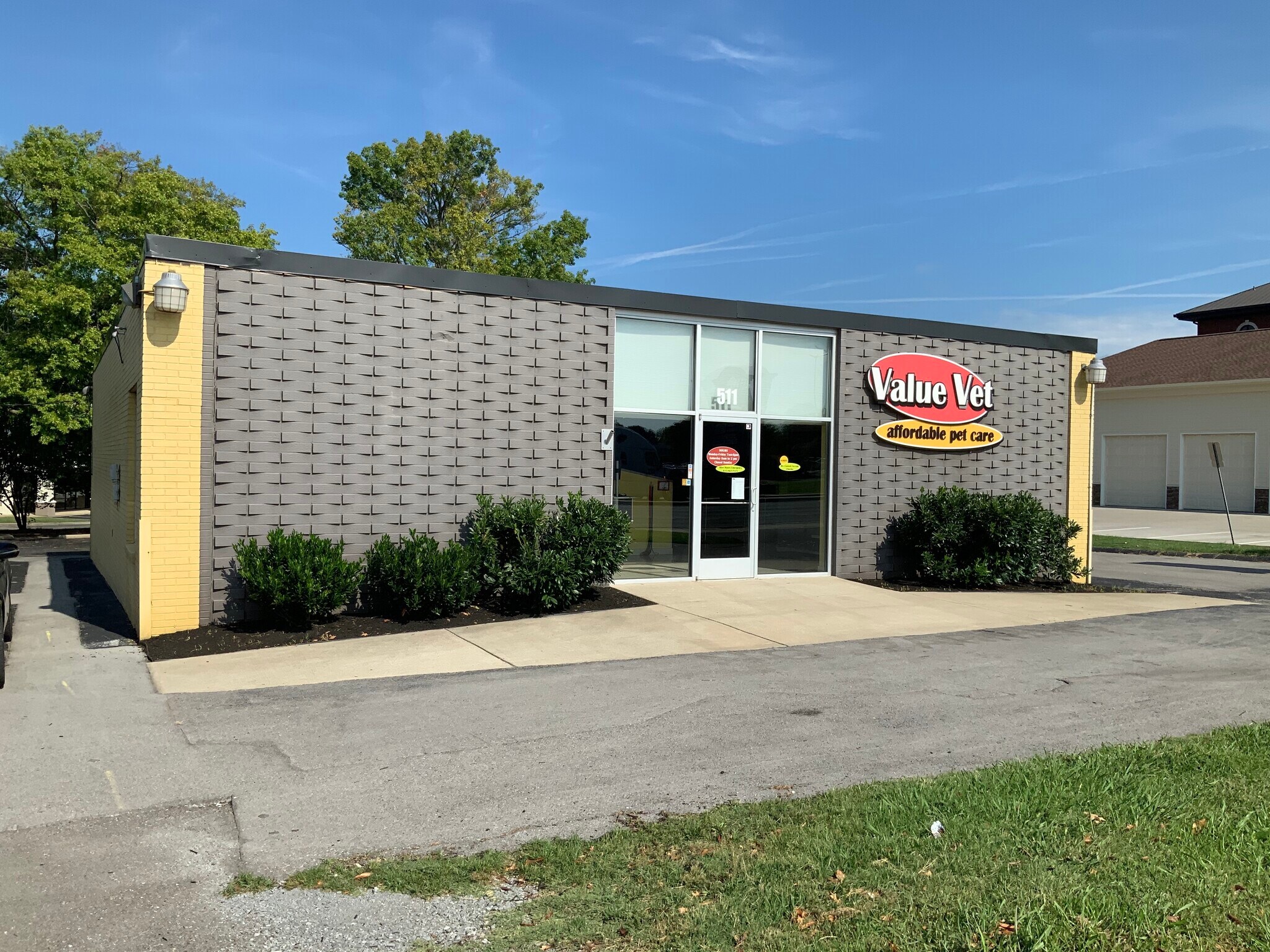 511 Memorial Blvd, Murfreesboro, TN for sale Building Photo- Image 1 of 1