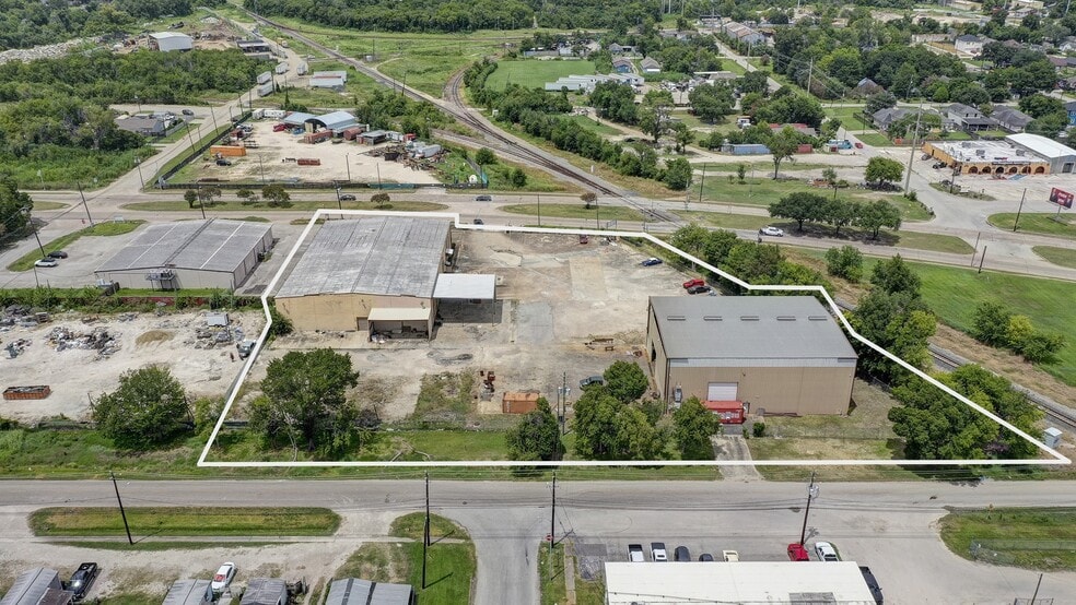 7520 Lawndale St, Houston, TX for lease - Building Photo - Image 3 of 18